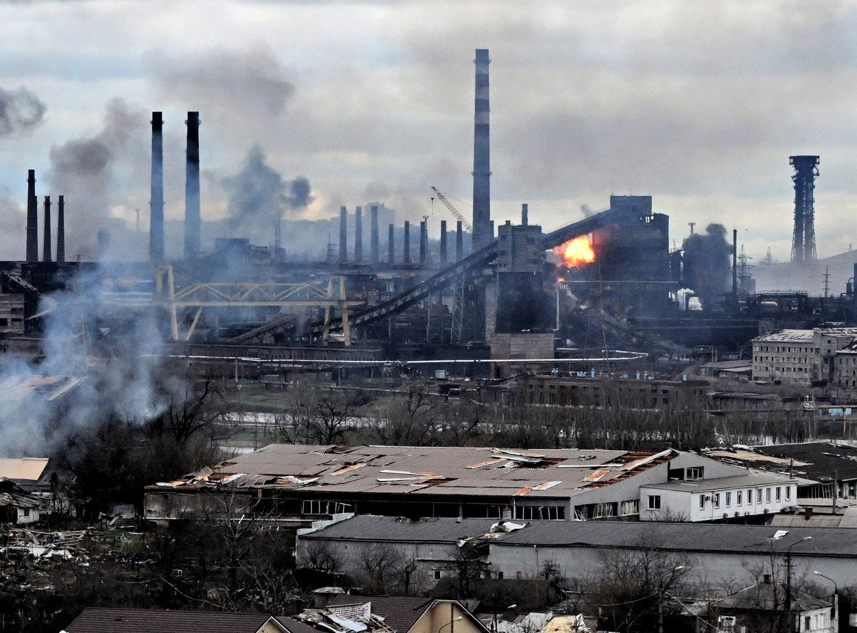Azovstal, Ucraina, razboi