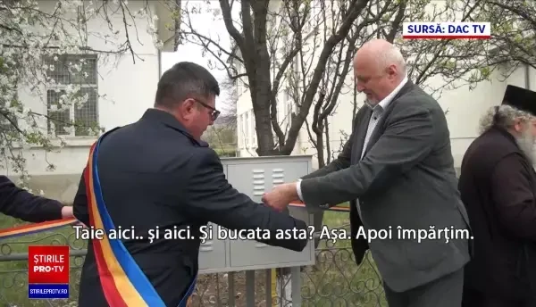 Nicăieri nu e ca la Frumușica. Racordarea la gaz a fost inaugurată cu preoți și politicieni, chiar de ziua primarului