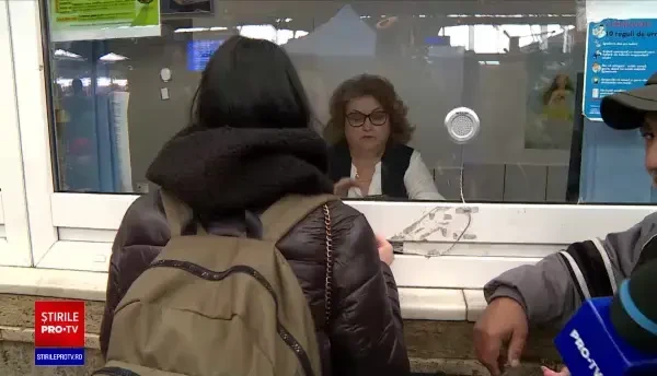 Aeroporturile și gările, înțesate de românii care pleacă în vacanța de Paște