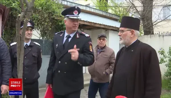 Mii de pompieri vor fi în apropierea bisericilor, în noaptea de Înviere