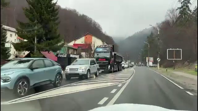 Vremea i-a răsfațat sâmbătă pe cei care au ales să își petreacă Paștele pe Valea Prahovei