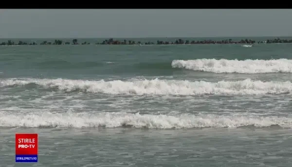 Mii de turiști au ales să își petreacă sărbătorile de Paște pe litoral