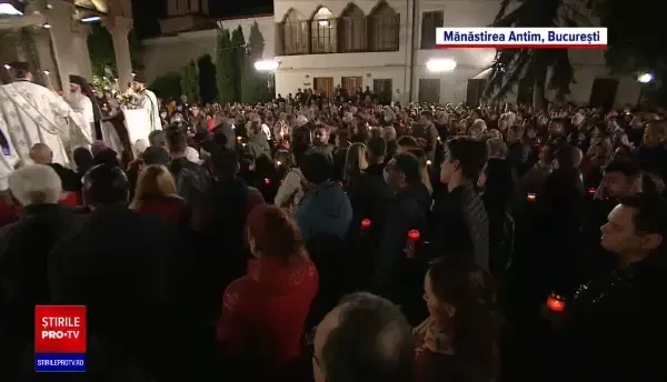 Miracolul Învierii a umplut cerul și pământul de lumina așteptată de milioane de credincioși