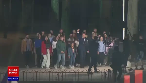 Emmanuel Macron, primul președinte francez din ultimii 20 de ani care câștigă al doilea mandat