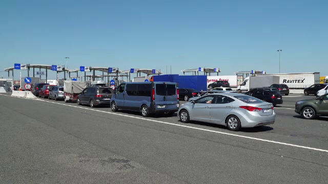 Diaspora, acasă de Paște. Jumătate de milion de persoane au intrat sau ieșit din România de sărbători