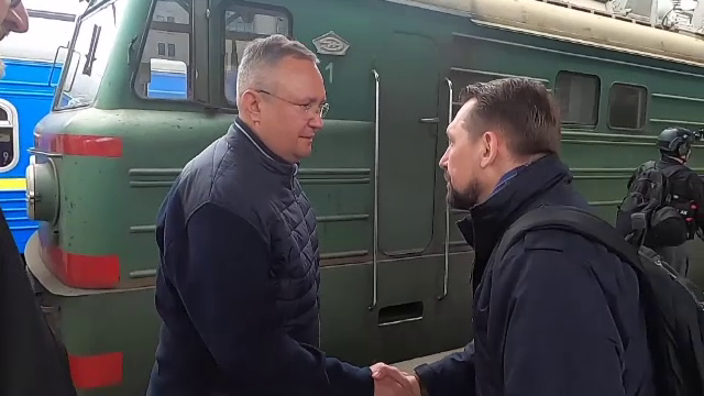 Ce mesaj le-a transmis Zelenski lui Ciucă și Ciolacu după vizita din Kiev