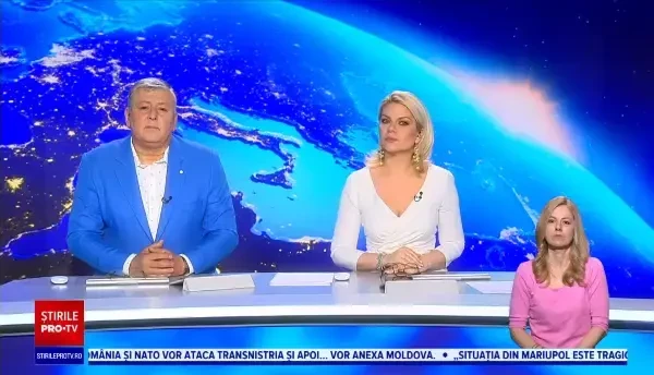 Patru utilaje pentru finisarea asfaltului s-au transformat în torțe. Pompierii s-au luptat o oră să stingă flăcările