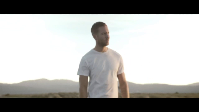 DJ-ul Calvin Harris vine în România, la festivalul SAGA Beach, Mamaia. Când vor fi puse biletele în vânzare