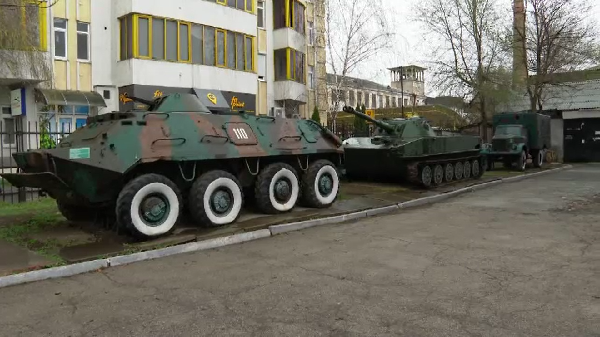 Mai multe țări își sfătuiesc cetățenii să părăsească Transnistria sau Republica Moldova cât mai repede