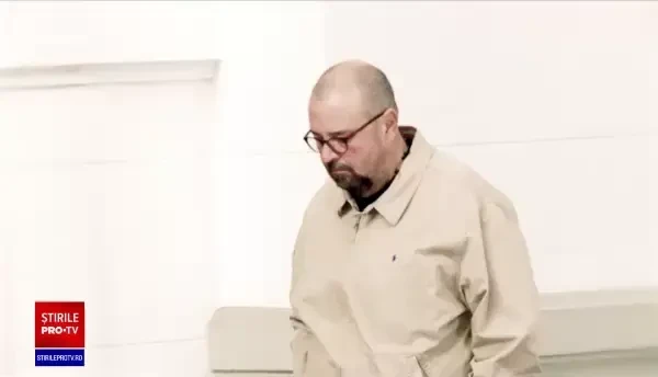 Piedone, luat de DNA de pe Aeroportul Otopeni. Era în avionul vizat de o alertă cu bombă