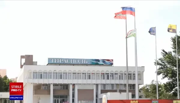 Mai multe țări își sfătuiesc cetățenii să părăsească Transnistria sau Republica Moldova cât mai repede