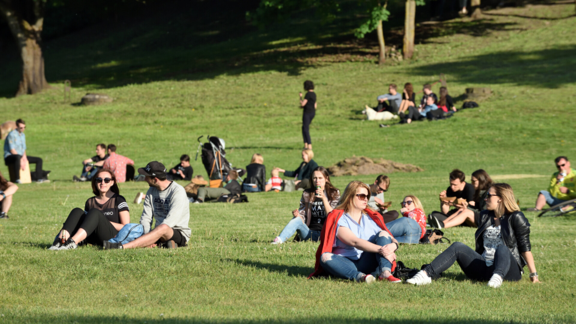 Vremea de 1 Mai. Maxime de 16 grade pe litoral, la munte vor fi ploi