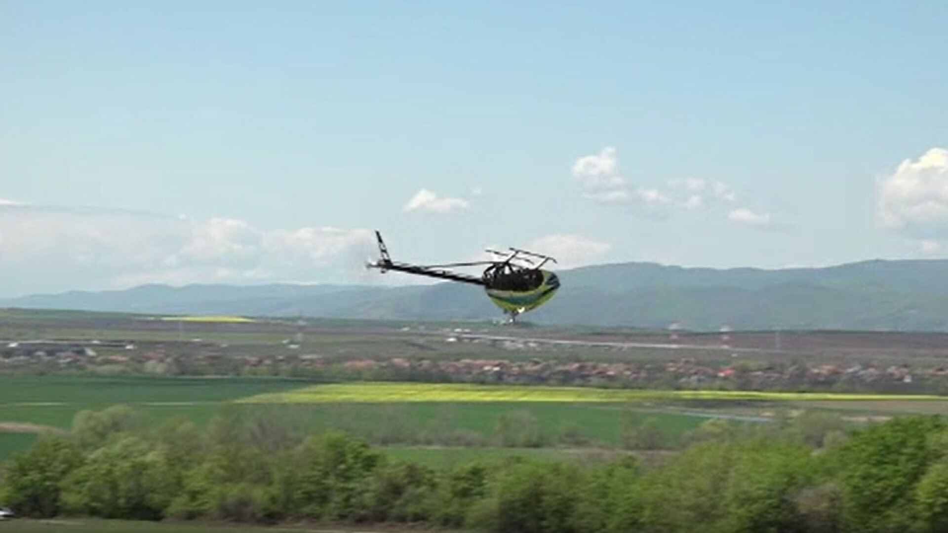 Spectacol pe cerul României. Pasionații de aeromodelism și-au dat întâlnire la Sebeș