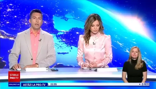 Un interlop a fost filmat când a tras cu pistolul în parcarea unui club din Argeș și a amenințat câțiva tineri. VIDEO