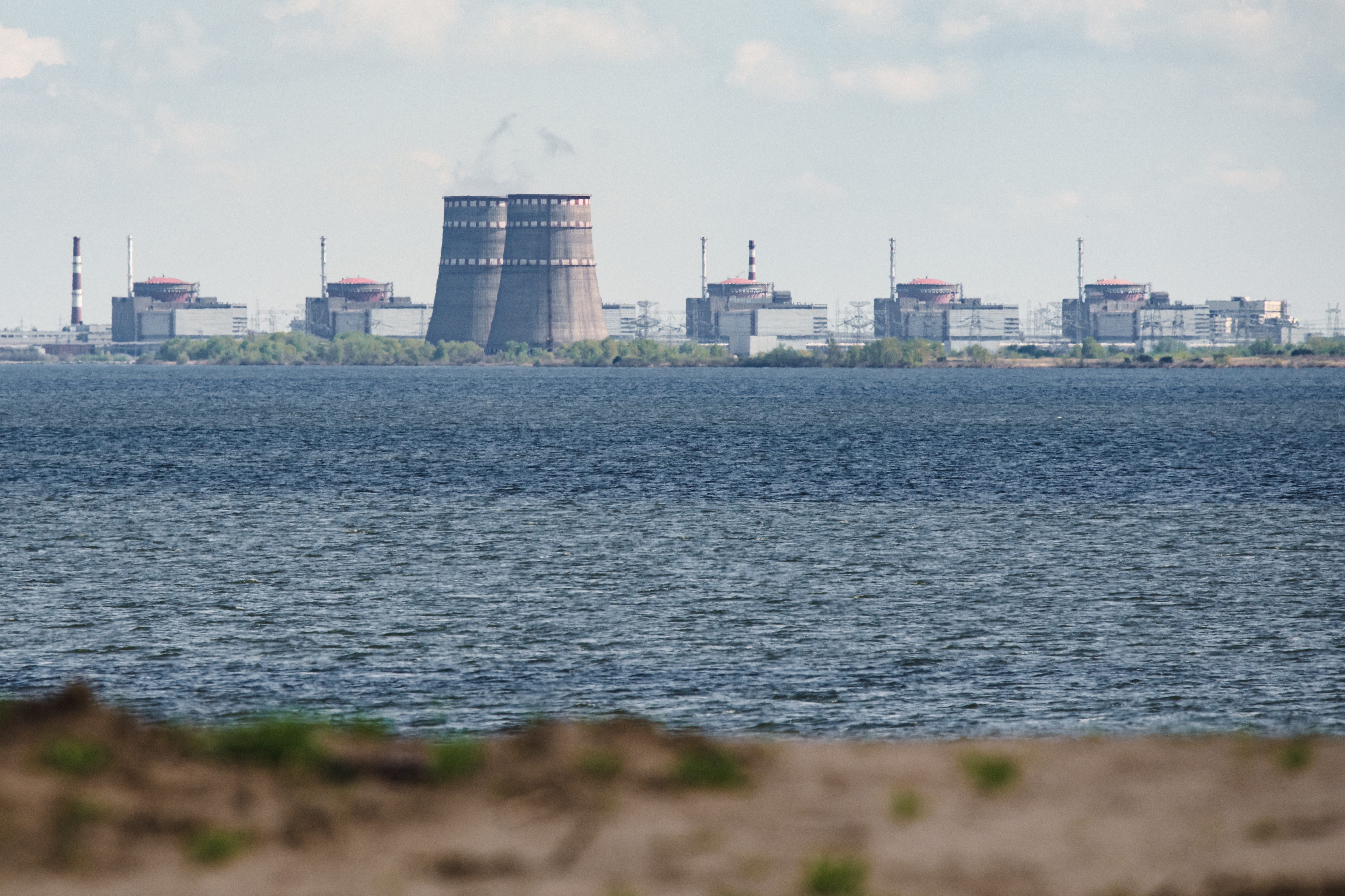 Rușii le-au permis unor jurnaliști să viziteze centrala nucleară Zaporojie, cucerită de ei