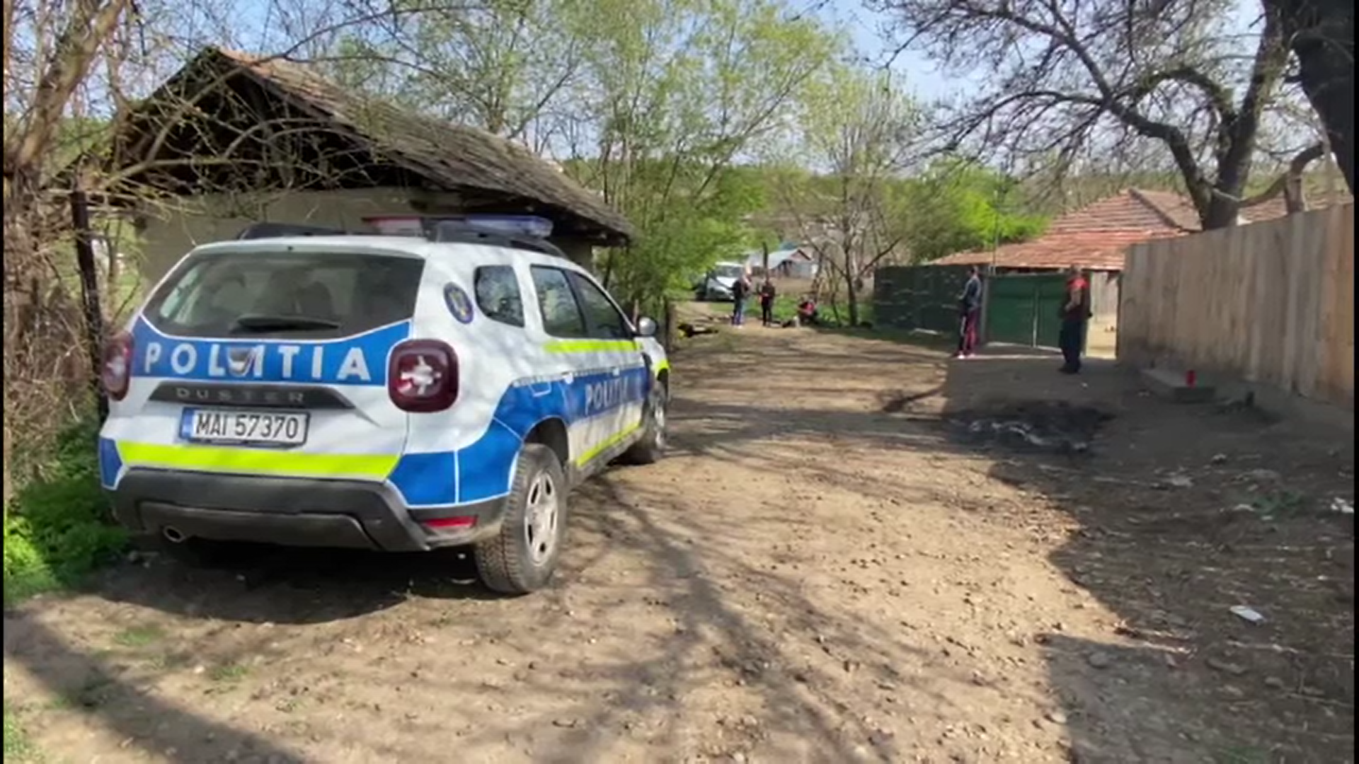 Tragedie într-o familie din Vaslui. Un copil de un an și două luni s-a înecat într-un pârău