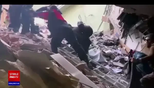 Peste 100 de civili din Mariupol, scăpați ca din iad din subteranele uzinei Azovstal