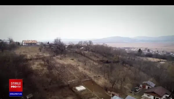 Zeci de români care își doreau o casă au fost păcăliți de un așa zis constructor din Hunedoara: ”Un fel de schemă piramidală”