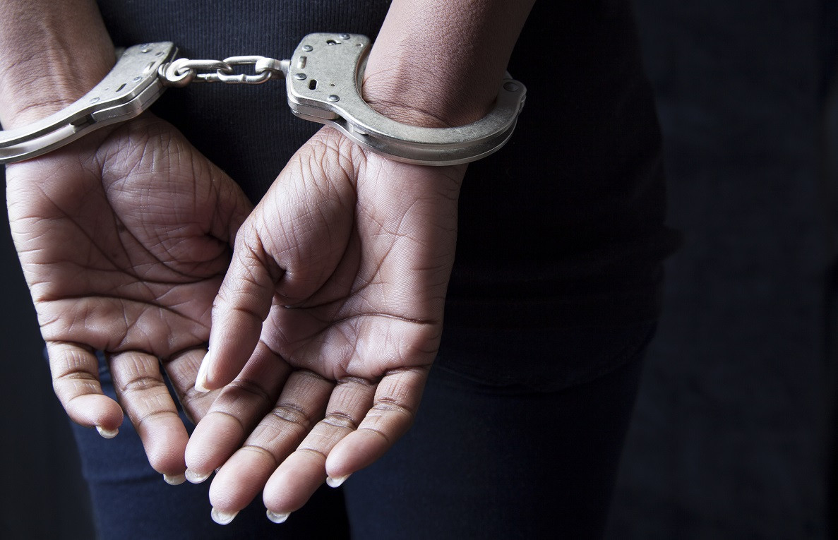 Un bărbat din Bihor a fost bătut de soția lui până când a murit. Femeia a fost arestată