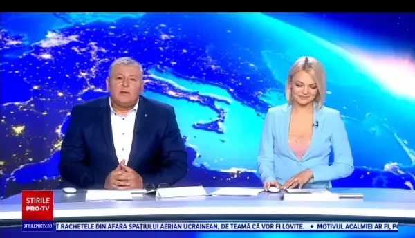 Metoda abordată de o vulpe șireată care vrea să primească mâncare de la trecători