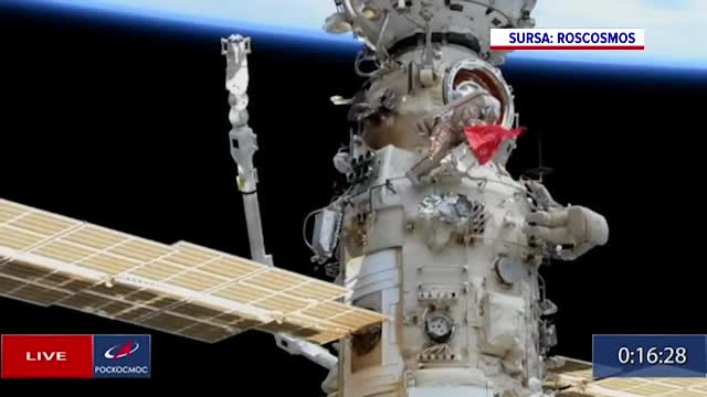 O replică a drapelului sovietic ce simbolizează victoria din Al Doilea Război Mondial a ajuns în spaţiu