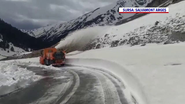 A început pregătirea Transfăgărășanului pentru vară. Până unde se poate circula