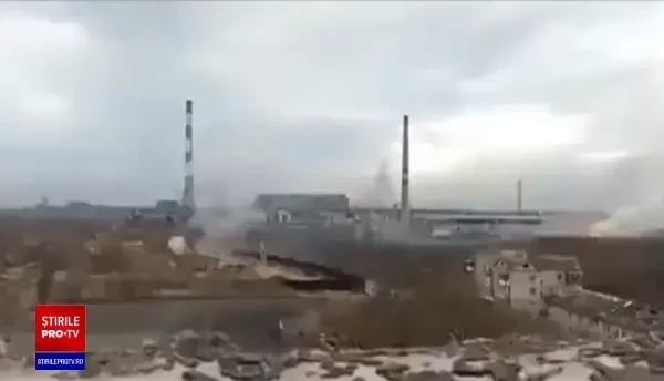 Continuă asaltul rusesc asupra combinatului siderurgic Azovstal, ultima redută ucraineană din Mariupol