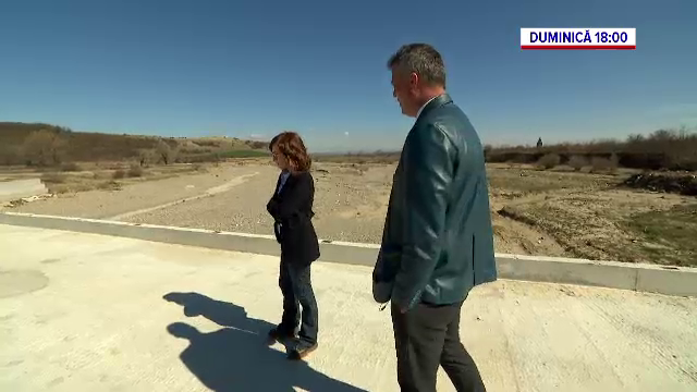 Cum să cheltuiești milioane de euro pe proiecte nefuncționale sau inutile. Duminică, la „România, te iubesc!”