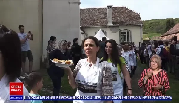 Unde se face înghețata din rubarbă. Festivalul plantei cu același nume, în Mureș