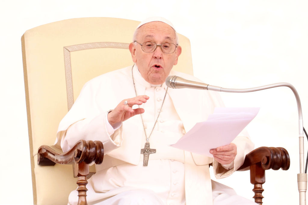 Papa Francisc, mesaj pentru catolicii LGBTQ: Biserica este mamă și își cheamă toți copiii laolaltă