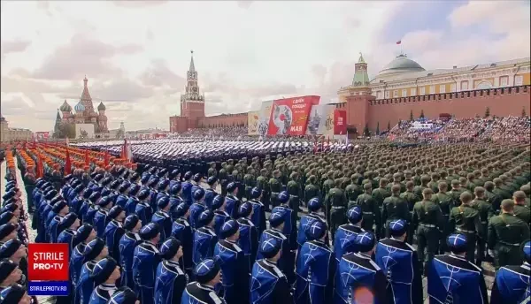 Cum s-a desfășurat parada de la Moscova. Putin: O confruntare cu naziștii sprijinți de Occident era inevitabilă