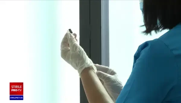 „Vaccinare la chiuvetă”. Sute de persoane vaccinate în fals împotriva Covid au beneficiat de libertăți în pandemie