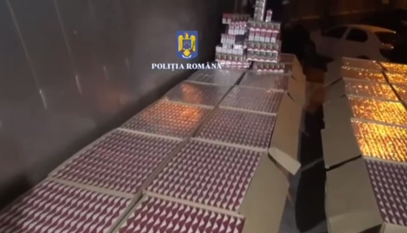 Captură-record în Alba. Peste un milion de țigări, găsite în camionul unui șofer din Arad