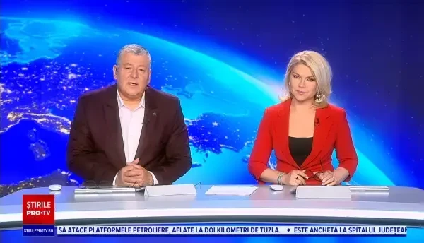 Flashmob de Ziua Europei, la Târgoviște. Sute de elevi au încins hora bucuriei în Piaţa Tricolorului