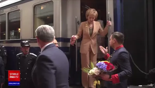 Familia regală a României a călătorit cu trenul de Ziua Regalității. Ce orașe a vizitat