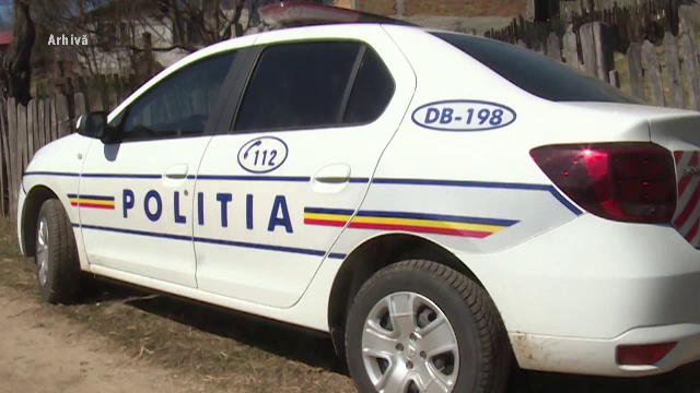 Un profesor din Dolj, reţinut. Ar fi cerut favoruri sexuale unei eleve pentru a-i majora notele