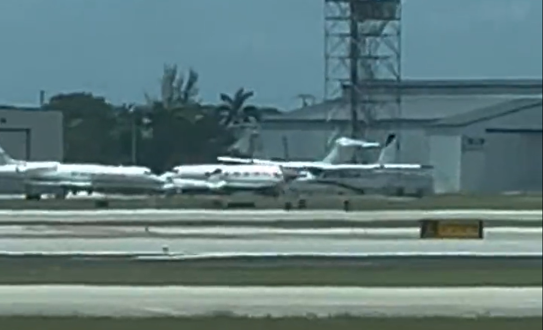 VIDEO. Un pasager care nu a mai pilotat niciodată a reușit să aterizeze un avion după ce pilotului i s-a făcut rău