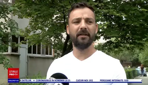 Fetiță de opt luni, salvată de la moarte sigură de doi polițiști din Craiova. Se înecase cu lapte