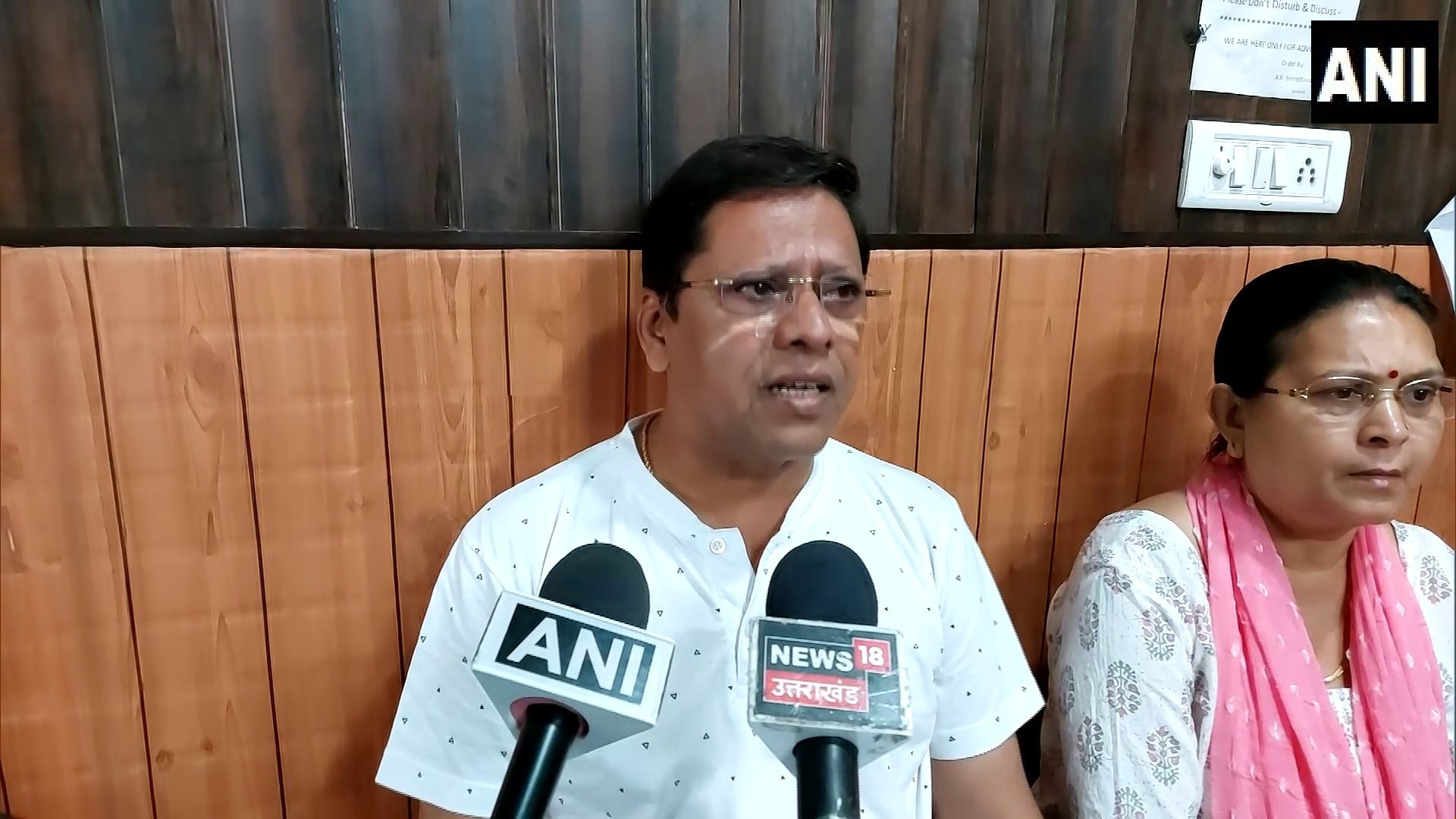 Doi soți din India și-au dat în judecată fiul pentru că nu vrea să le ofere un nepot