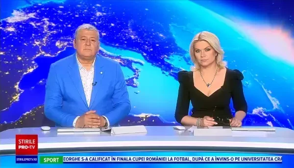 Stradă surpată în Brașov, sub greutatea unui camion încărcat cu nisip