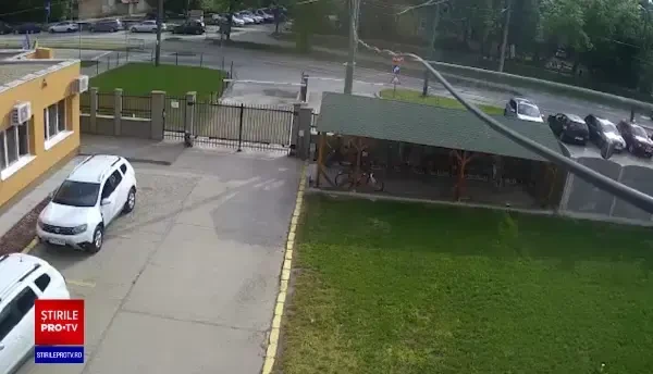 Ultimele momente filmate cu mama sinucigașă din Timișoara. Cum a fost surprinsă înainte să-și ia viața