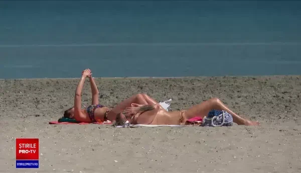 Vreme de plajă pe litoral. Prețurile la hoteluri și restaurante, cu 60% mai mici decât vara