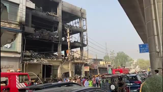 Tragedie în India. Cel puțin 27 de oameni au murit într-un incendiu, iar alte 40 sunt rănite