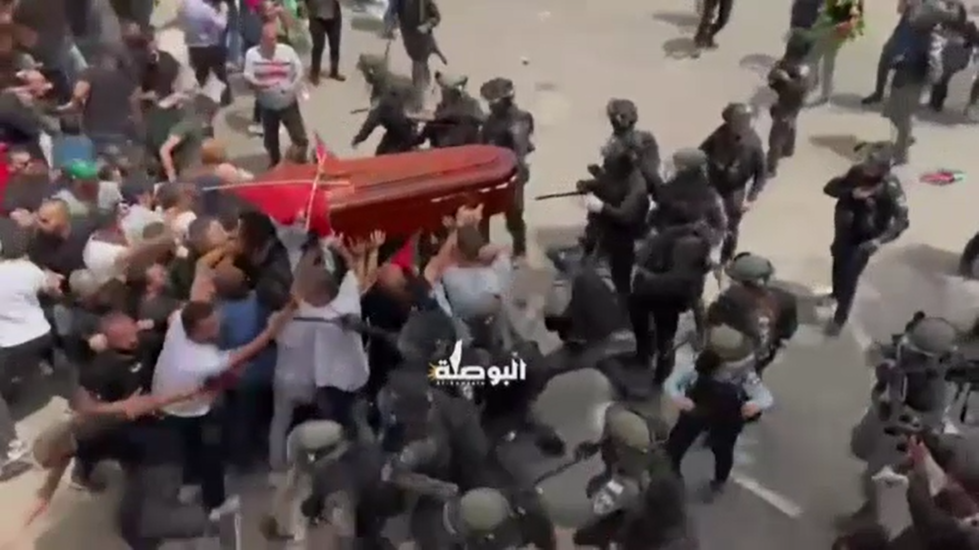 Noi ciocniri violente în Ierusalim la înmormântarea jurnalistei ucisă în Cisiordania