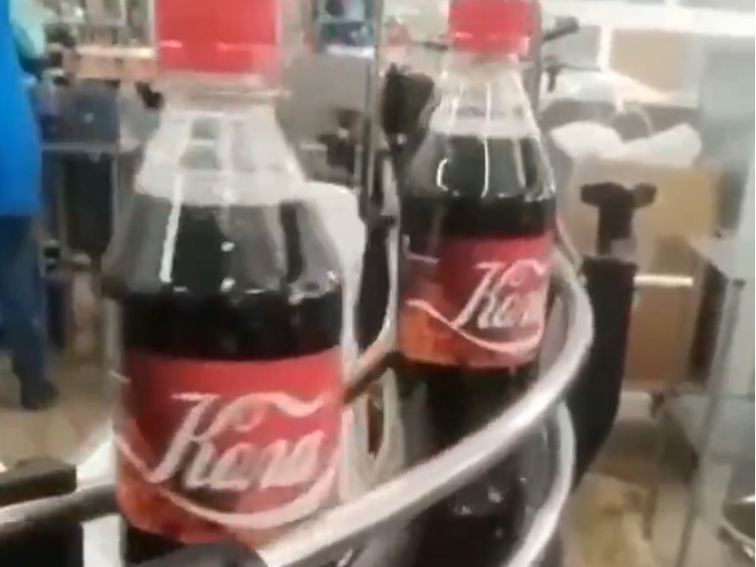 Video. Rusia a înlocuit Coca-Cola cu ”Komi-Cola”