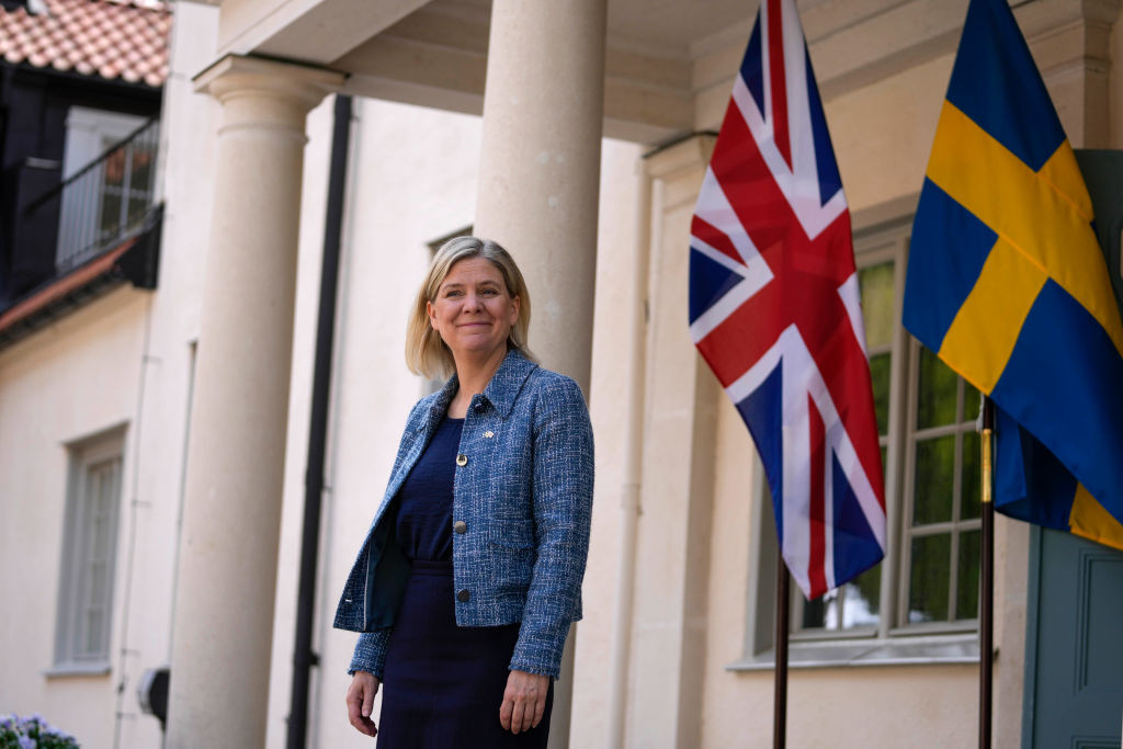 Partidul de guvernământ al Suediei spune că va vota în favoarea aderării la NATO