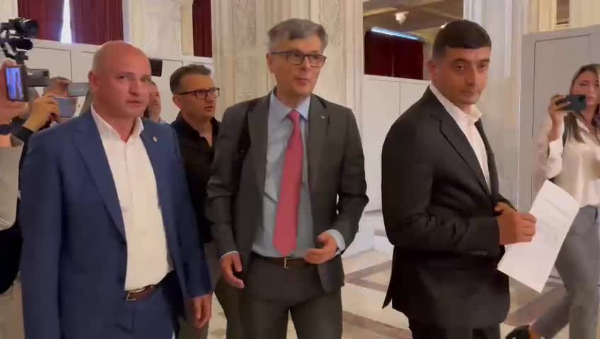 George Simion, Virgil Popescu