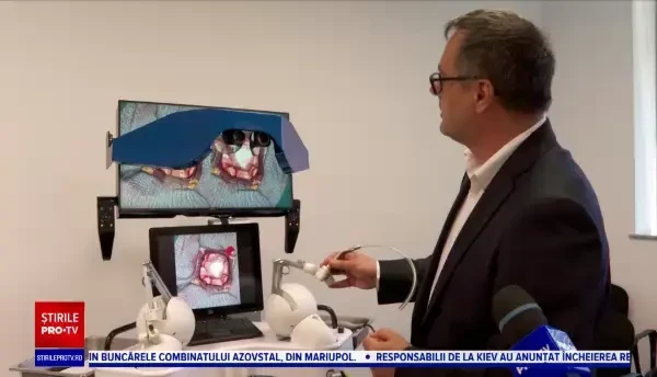 Studenții la Medicină din Iași învață să opereze cu ajutorul realității virtuale. Centrul de Simulare, unic în România