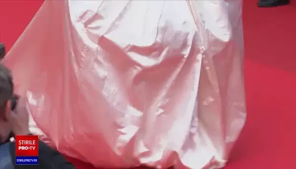 Tom Cruise, Anne Hathaway, Julia Roberts și ducii de Cambridge s-au remarcat pe covorul roșu de la Cannes