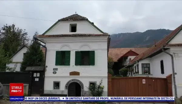 Peste 100 de case tradiționale din satele românești vor fi reabilitate cu bani europeni